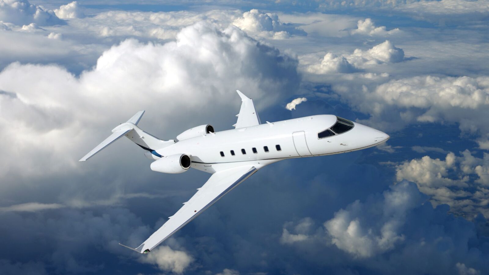 Challenger 3500 Charter