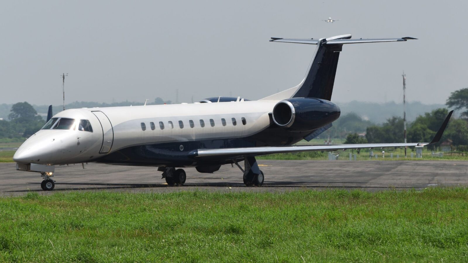 Legacy 600 Charter