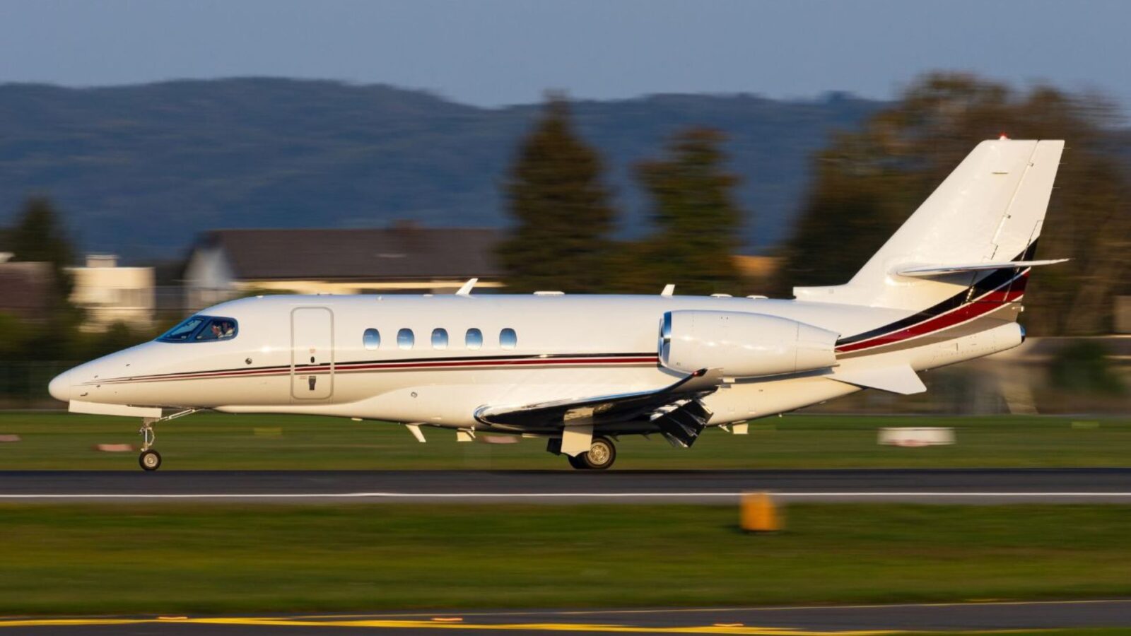 Citation Latitude Charter