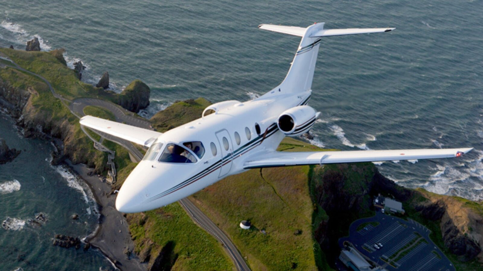 Hawker 400XP Charter