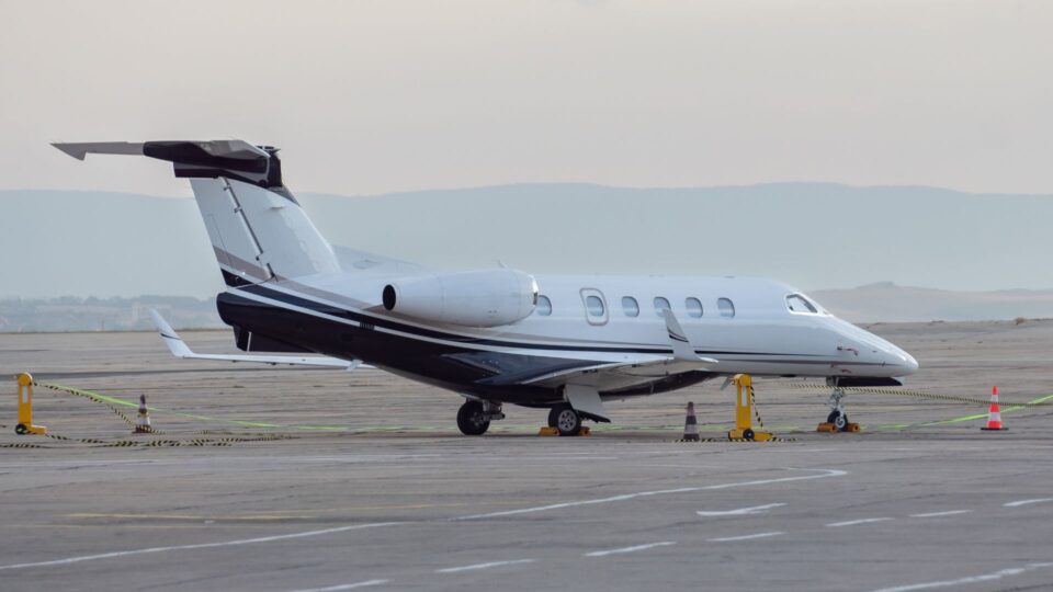 Phenom 300E Charter