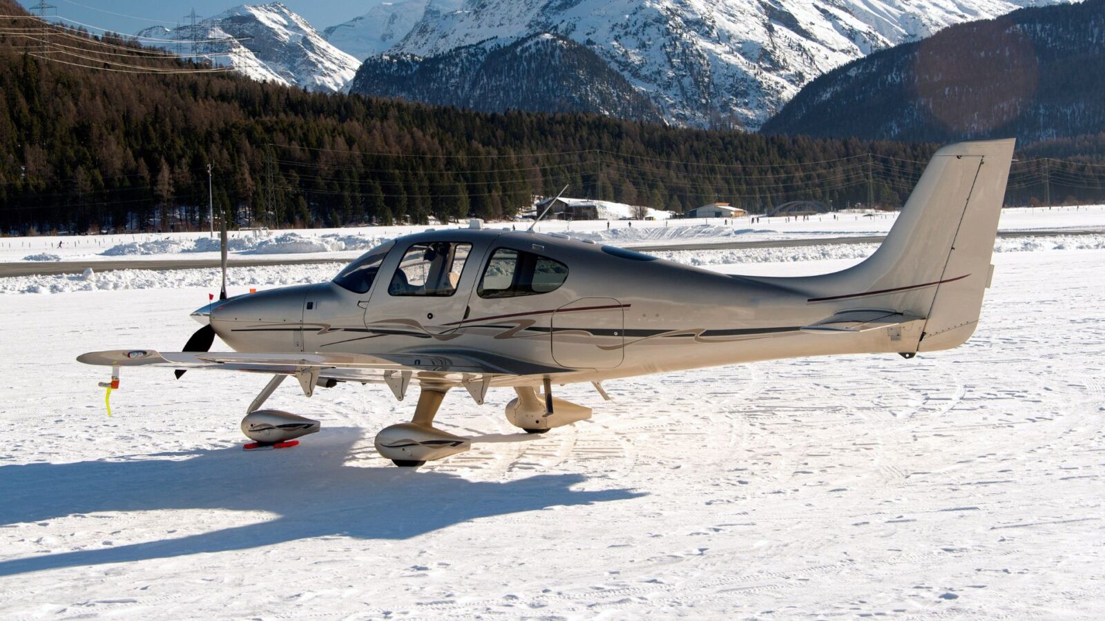 Cirrus SR22 Charter